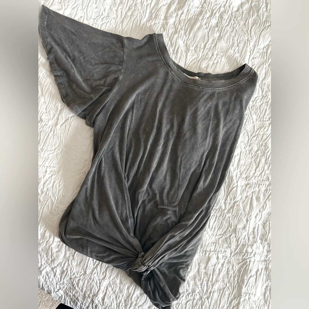 Altar’d State Bat Wing Short Sleeve, Distressed Look Knotted Front  Shirt, Med